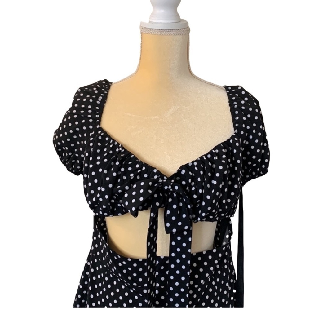 PrettyLittleThing Black White Polka Dot Dress Waist Cut Out Size 10 - Picture 5 of 16